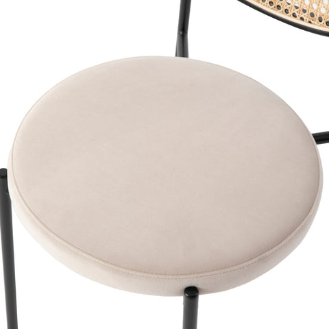 LeisureMod Euston Modern Wicker Dining Chair with Round Velvet Seat