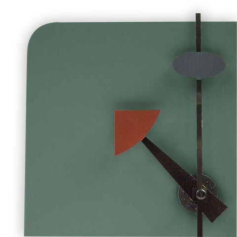 LeisureMod Manchester Modern Square Silent Non-Ticking Wall Clock