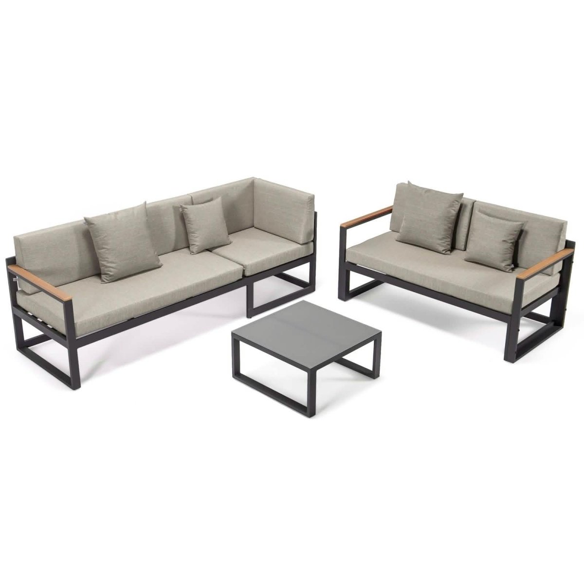 Chelsea Black/White Sectional With Adjustable Headrest & Coffee Table With Cushions