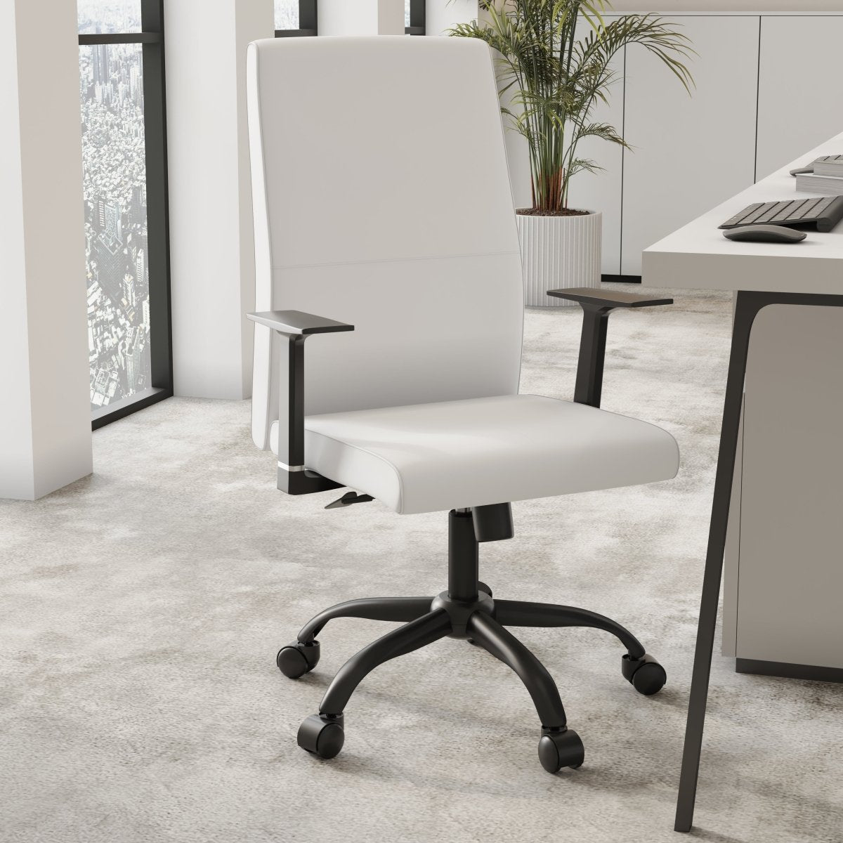 Evander Leather Office Chair in Aluminum with Adjustable Height and Swivel