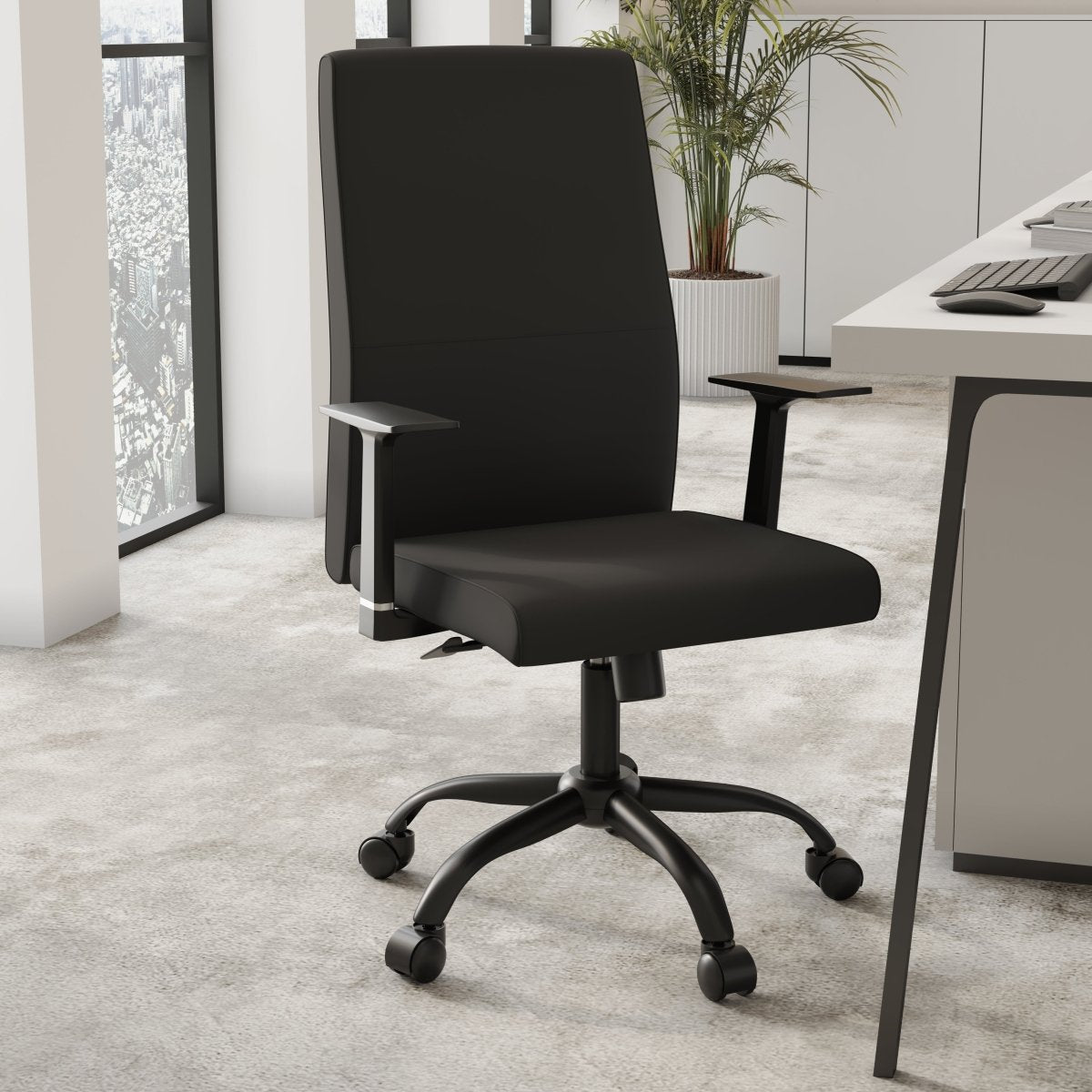 Evander Leather Office Chair in Aluminum with Adjustable Height and Swivel