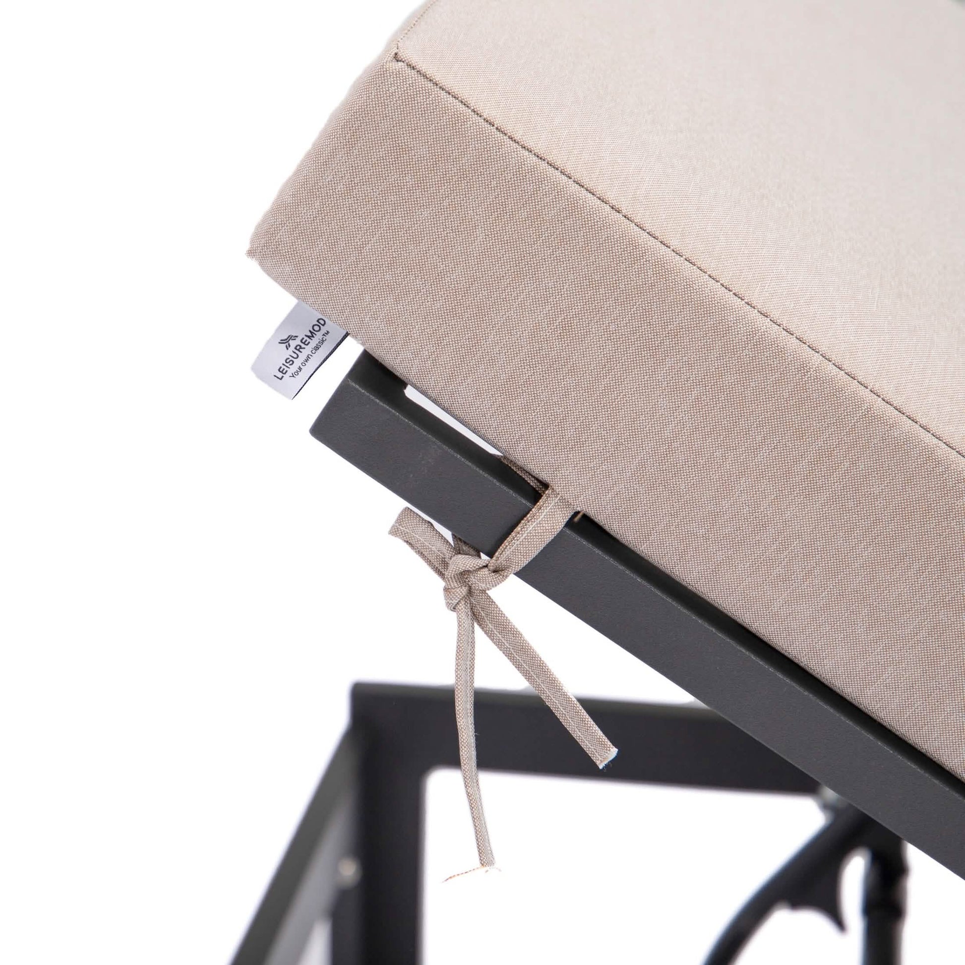 Chelsea Outdoor Chaise Lounge Chair With Side Table and Removable Cushions Chaise Lounge Chair Leisuremod