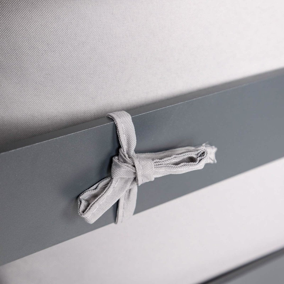 Leisuremod Chelsea 7-Piece Patio Sectional Set in Black Aluminum with Fire Pit Table