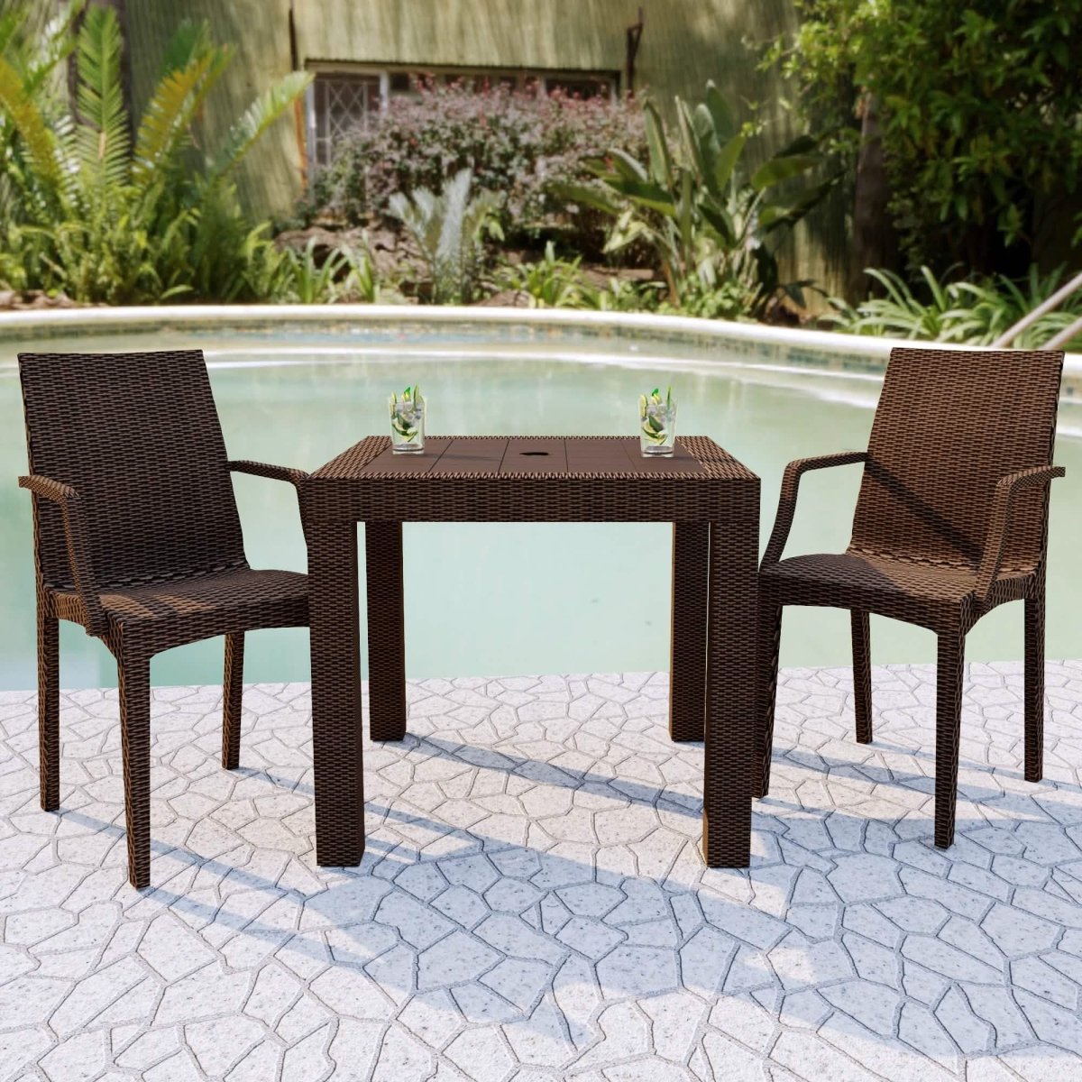 Weave Mace Indoor/Outdoor Chair (With Arms) White Leisuremod