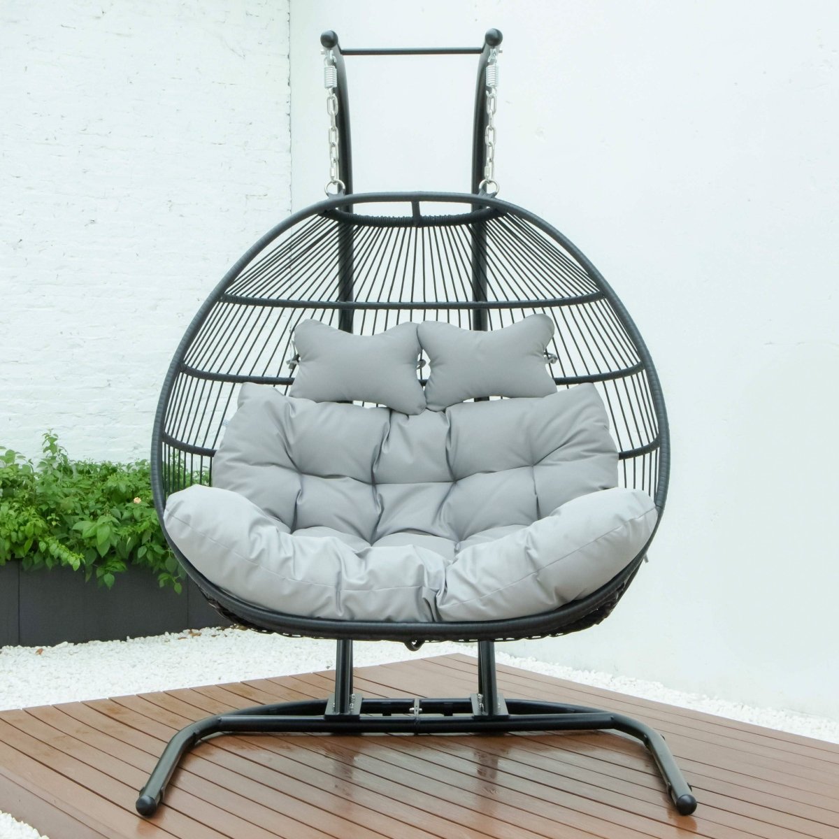 Wicker Two Seater Egg Swing Chair in Iron With Removable Cushion